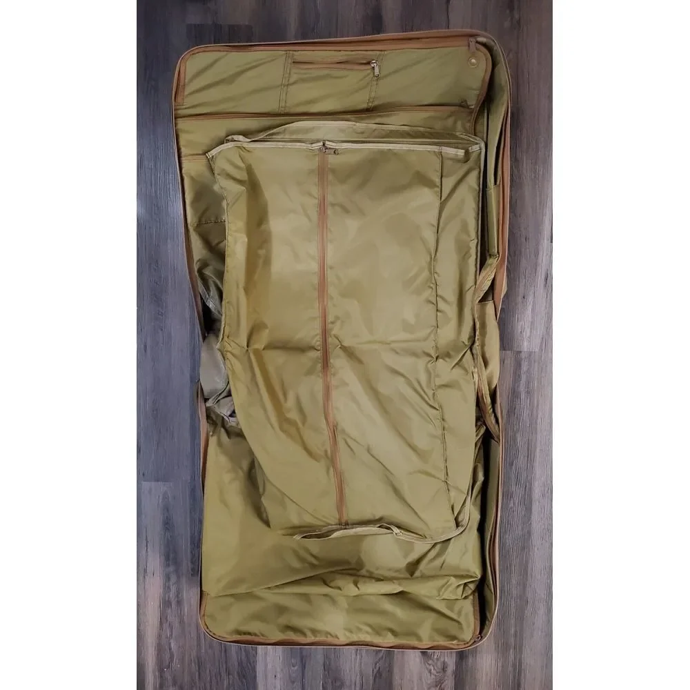 Hartmann Intensity Collection Medium Traveler Garment Bag Luggage‎